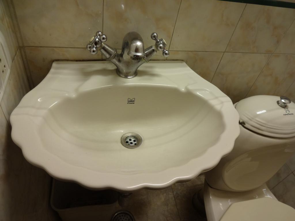 Alka Premiere Hotell New Delhi Eksteriør bilde